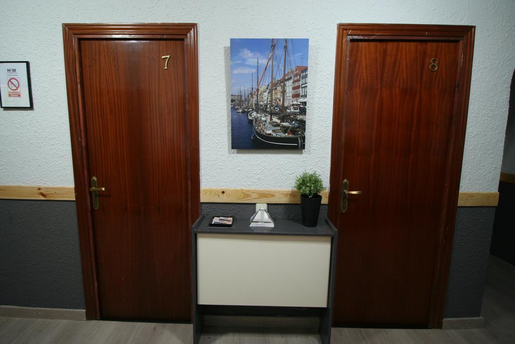 Hostal Restaurante Avenida De Madrid テラサ エクステリア 写真